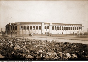 MapleLeafStadium-CTA-f1231-it0465